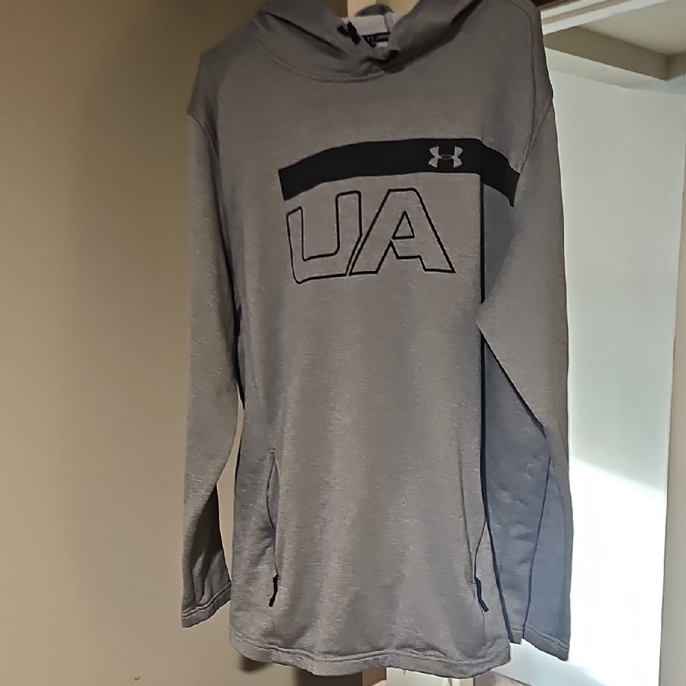 Under Armour Men's Light Gray Hoodie